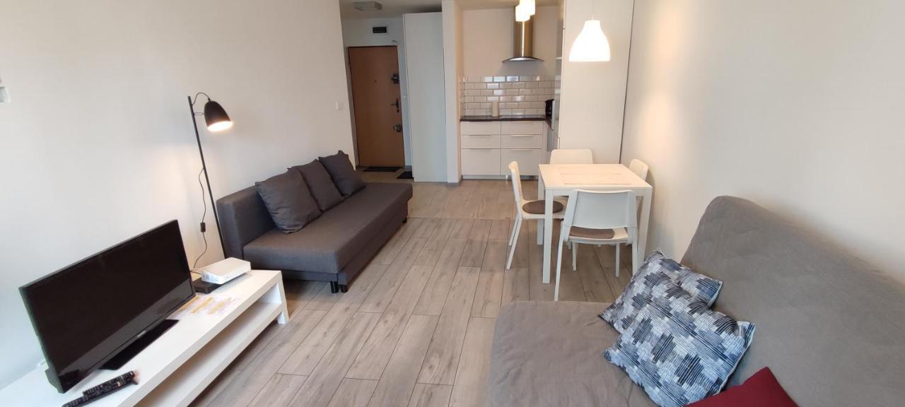 Top Apartamenty Centrum - Metro Rondo Onz Varsóvia Exterior foto