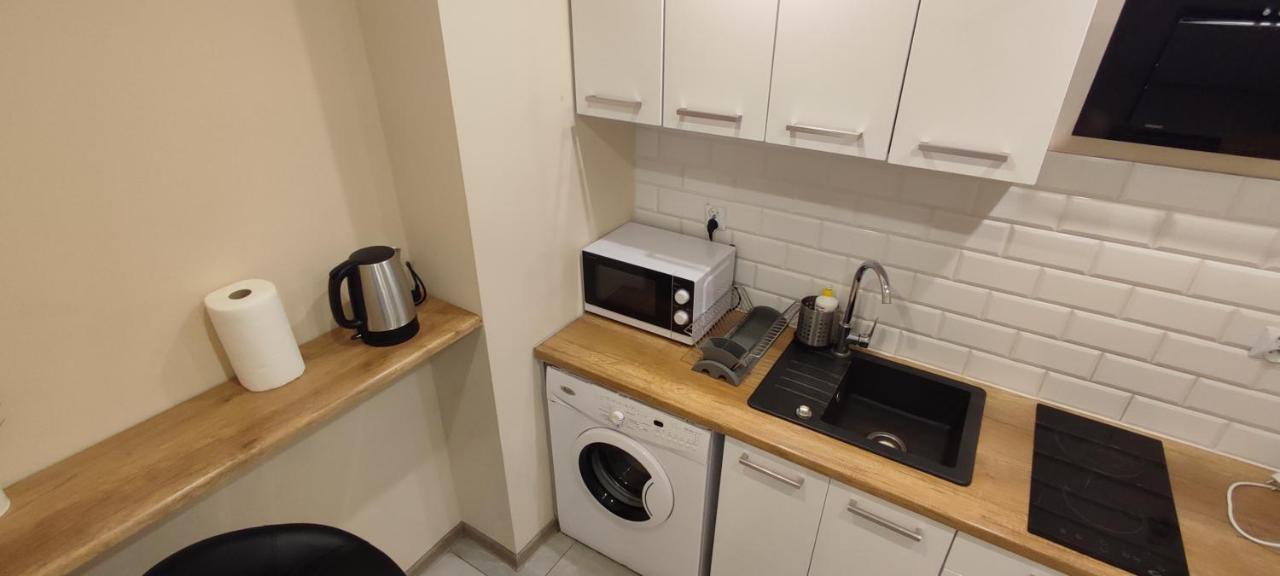 Top Apartamenty Centrum - Metro Rondo Onz Varsóvia Exterior foto