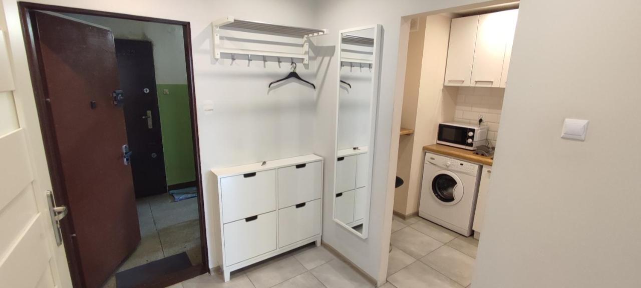 Top Apartamenty Centrum - Metro Rondo Onz Varsóvia Exterior foto