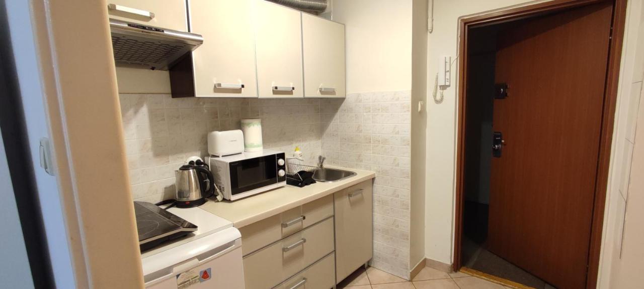 Top Apartamenty Centrum - Metro Rondo Onz Varsóvia Exterior foto